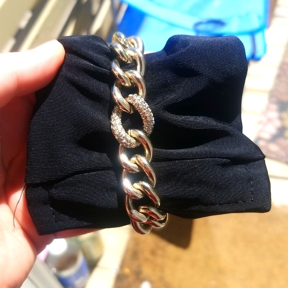 Victoria Secret Chain Link Bracelet - Picture 2 of 6